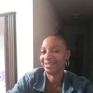 Meet your Posher, Thanayi aisha